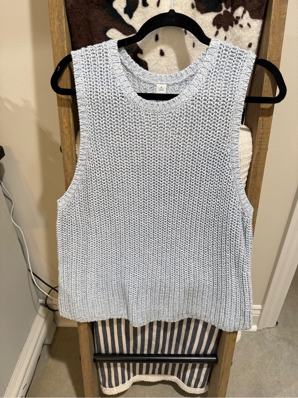 Old Navy Light Blue Knit Sleeveless Tank